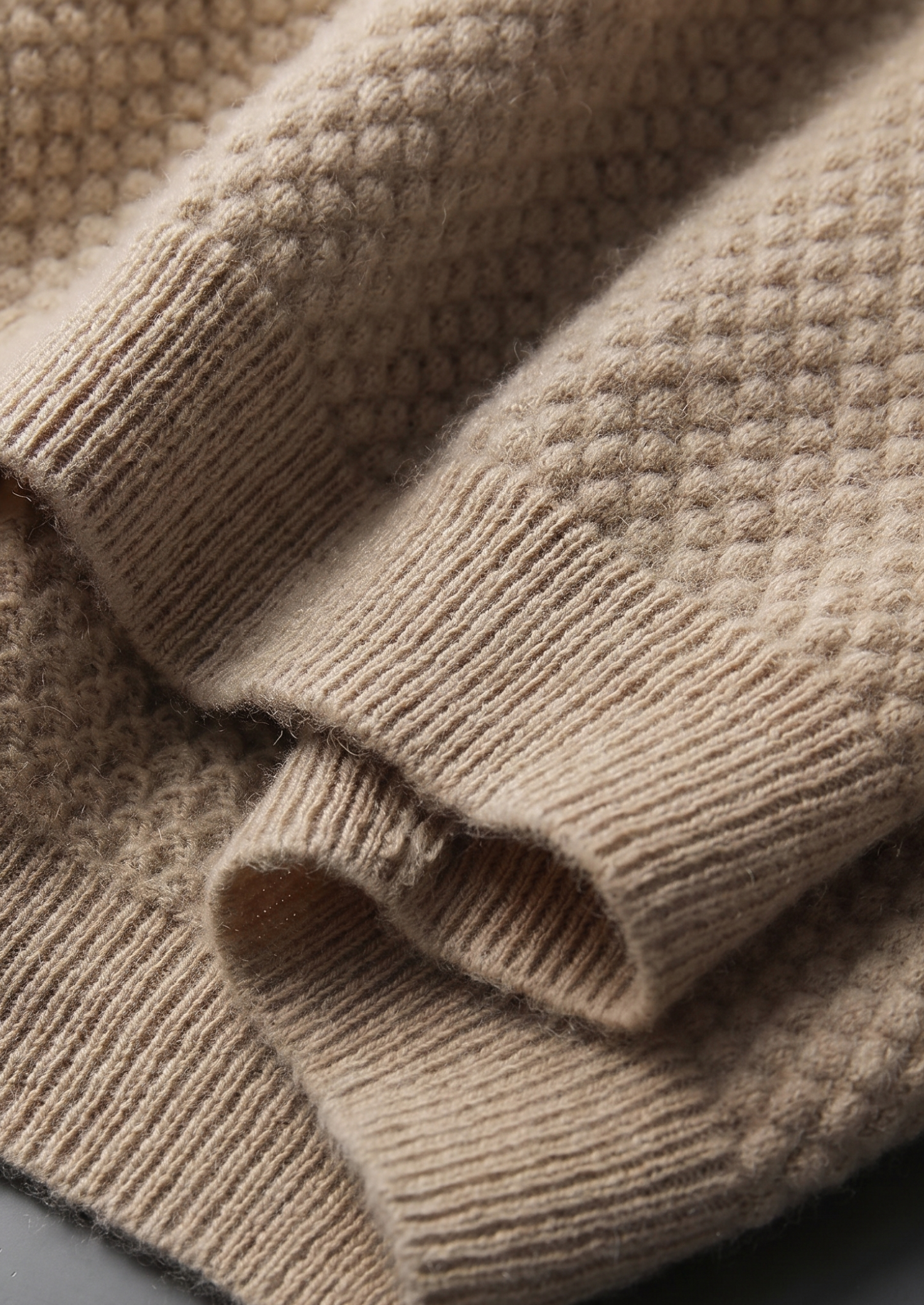 PREMIUM CASHMERE BEIGE TWO-TONE POLO