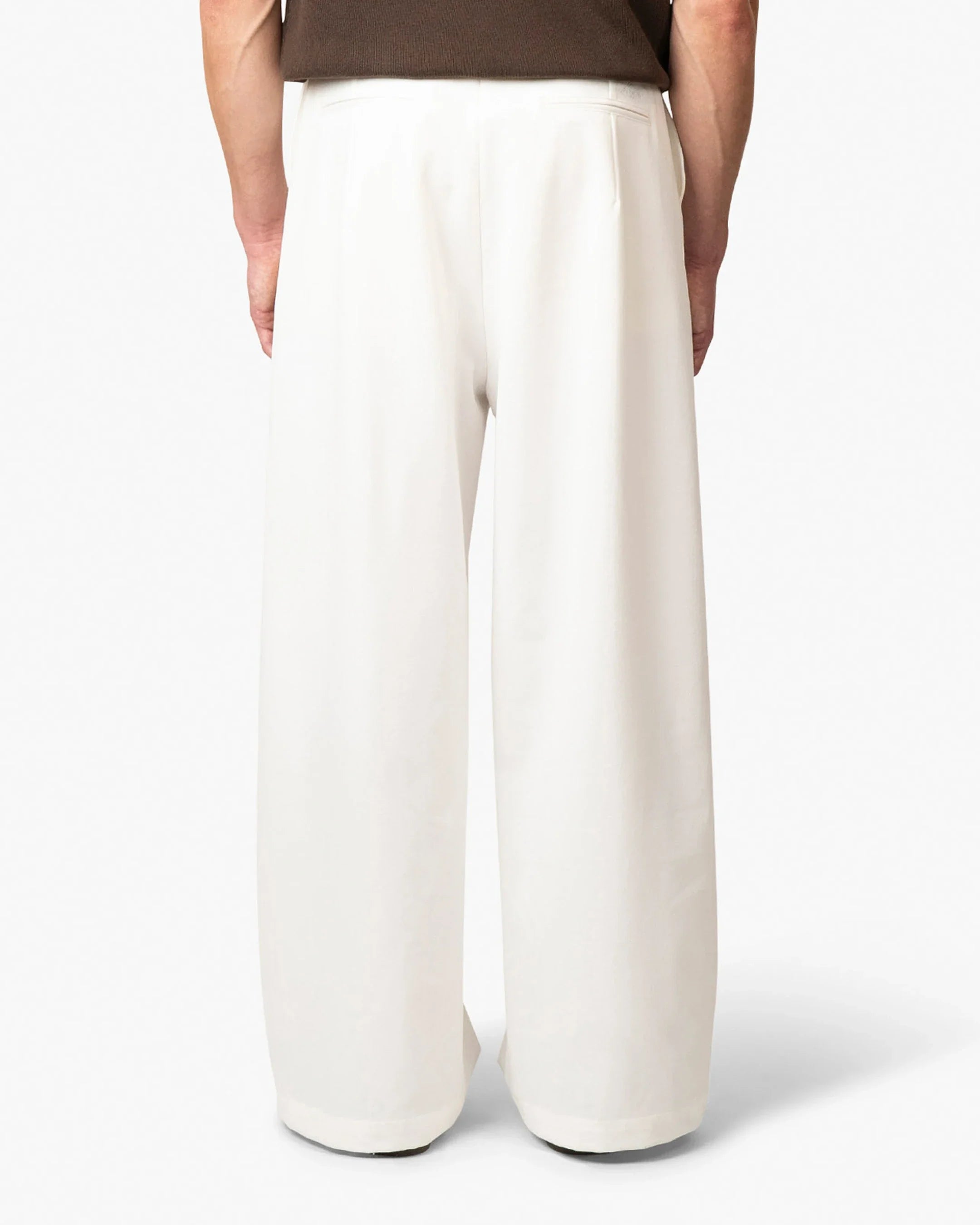 Ambra Pleated Loose-Fit Pants | Ecru