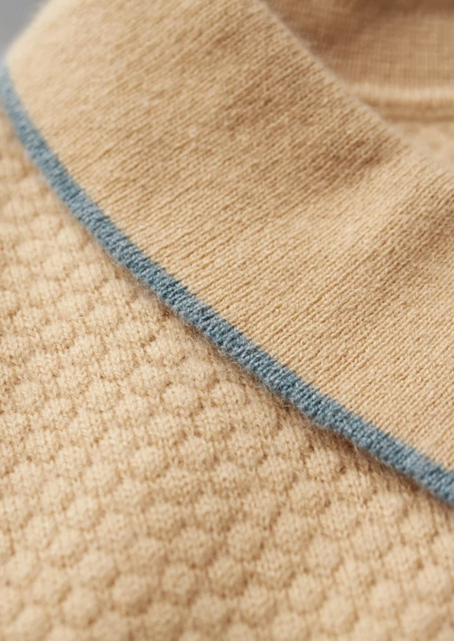 PREMIUM CASHMERE MUSTARD TWO-TONE POLO